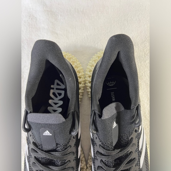 Adidas 4DFWD 2 Running Shoe, Women’s 7.5 - Picture 2 of 8